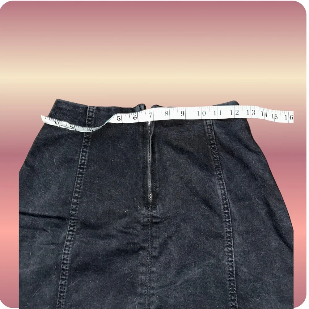 Wild Fable Women’s Black Denim Skirt Size 0